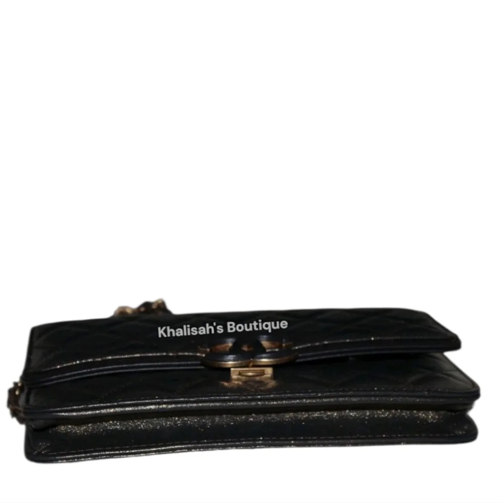 Rare CHANEL Metallic Quilted Clutch Gold Leather WOC Mini Crossbody Bag Like New - Picture 13 of 16